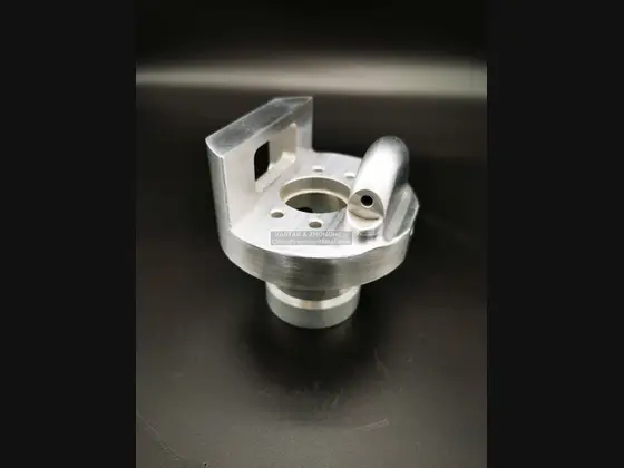 CNC机加工金属零件 15