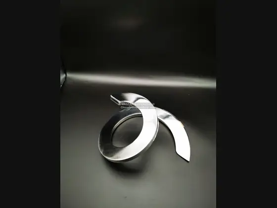 抛光金属零件 25