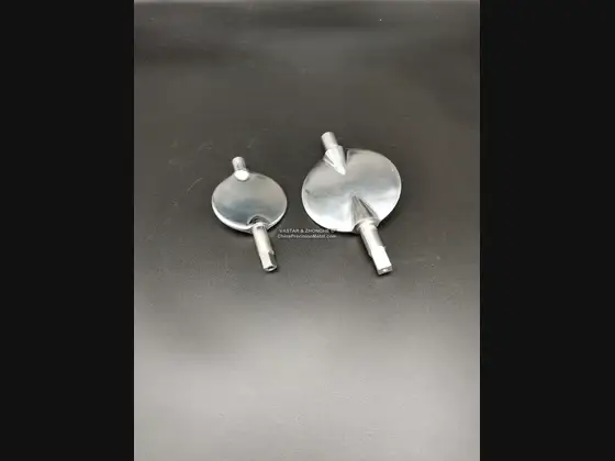 抛光金属零件 62