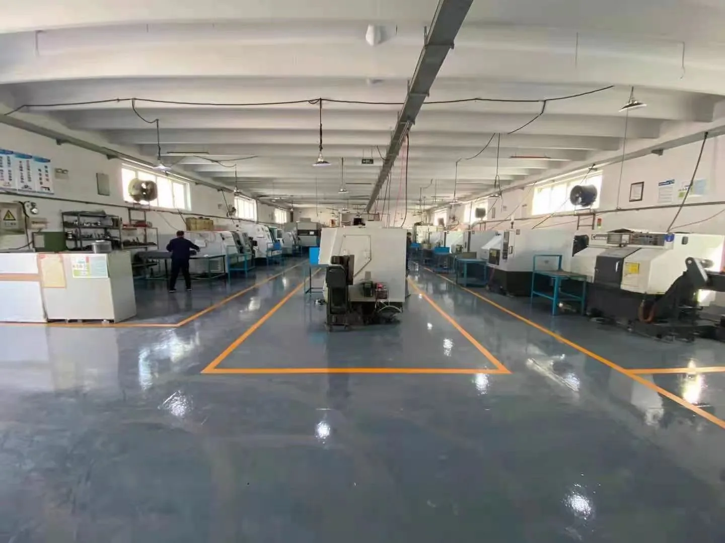 China Precision Metal CNC machining shop in Qingdao